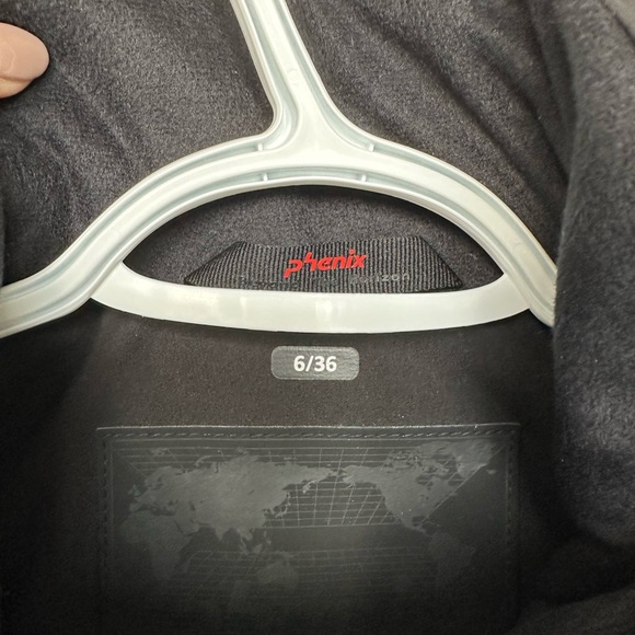 Women’s Phenix Ski Jacket - Worn 3 times - almost brand new New - Picture 5 of 7